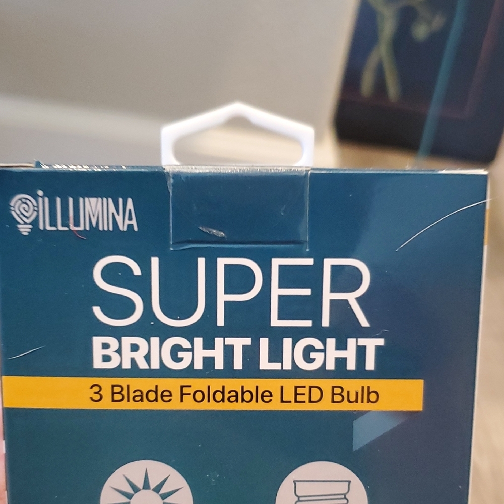 💙 NIB SUPER BRIGHT LIGHT - Picture 9 of 13